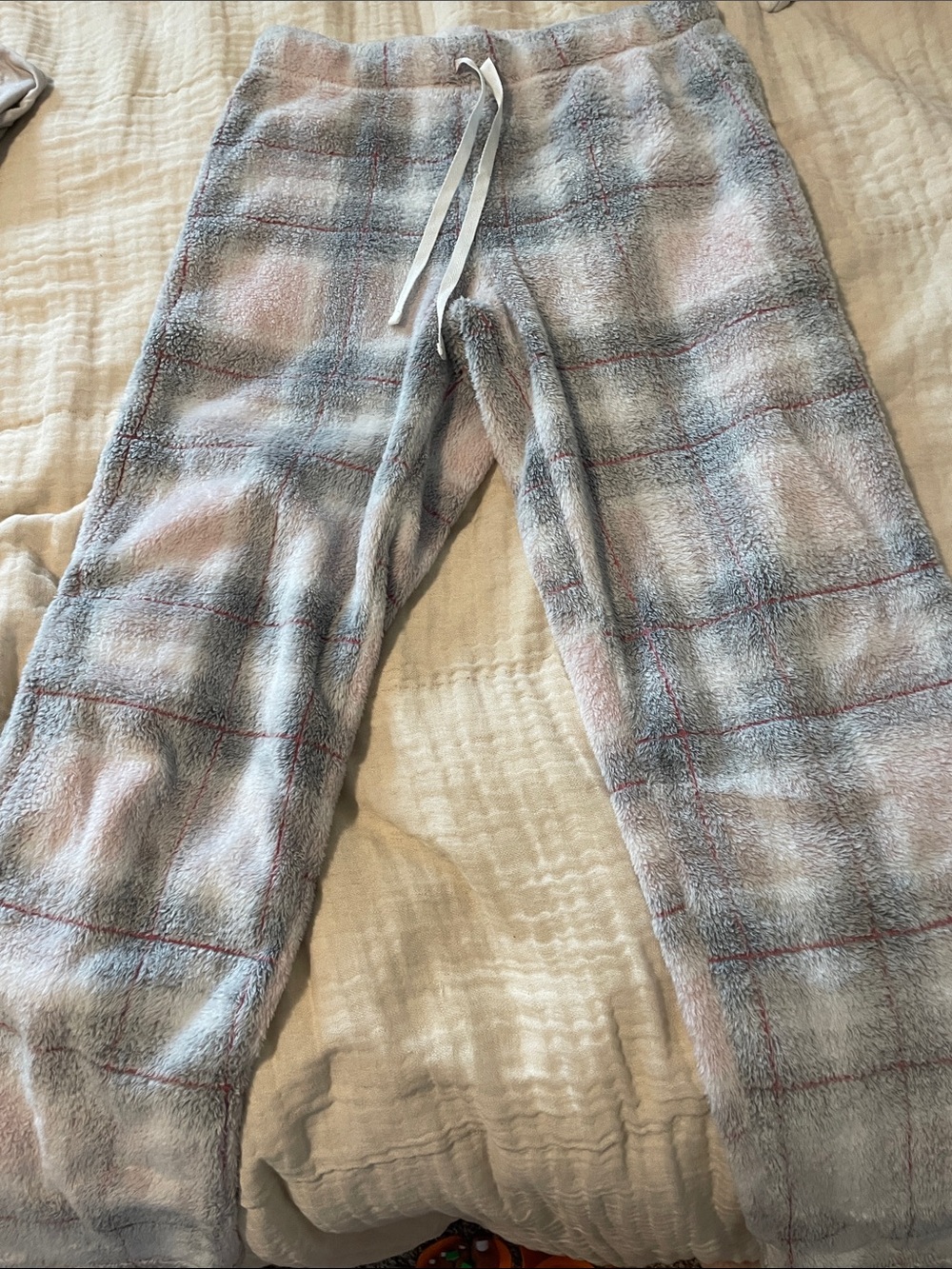 Secret Treasures Plush Plaid Pajama Pants in Light Blue and Pink